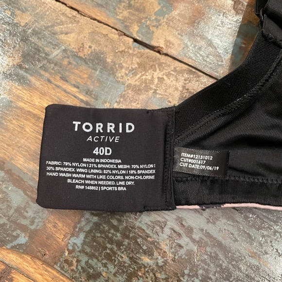 TORRID Mid Impact Leopard Print Underwire Sports Bra NWOT - Picture 14 of 14